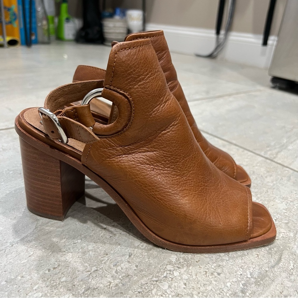 Frye 9.5 Delaney Harness Shield